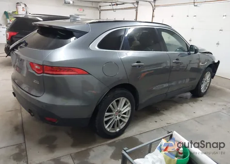 2017 Jaguar F-Pace 35T Prestige from USA, damaged, VIN SADCK2BV4HA490772